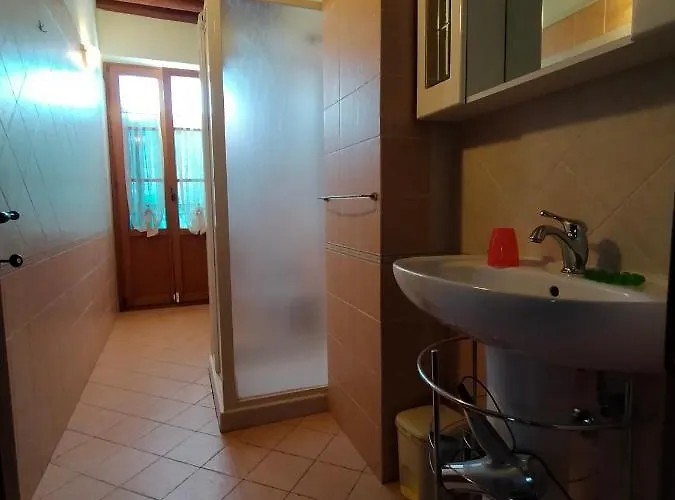 Ospitalita Rurale L'uccelliera Bed & Breakfast 3*