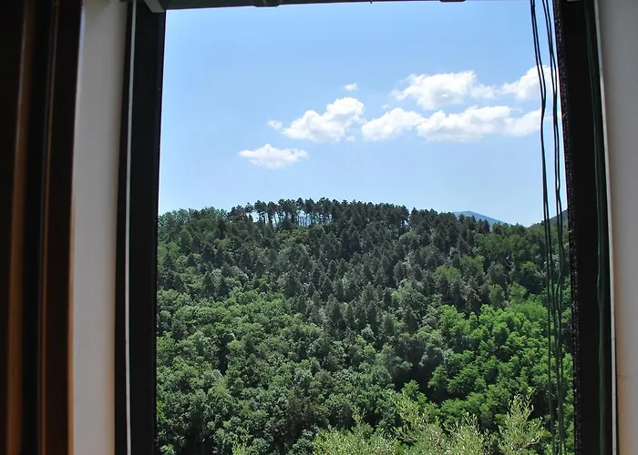 Ospitalita Rurale L'uccelliera Bed & Breakfast 3*